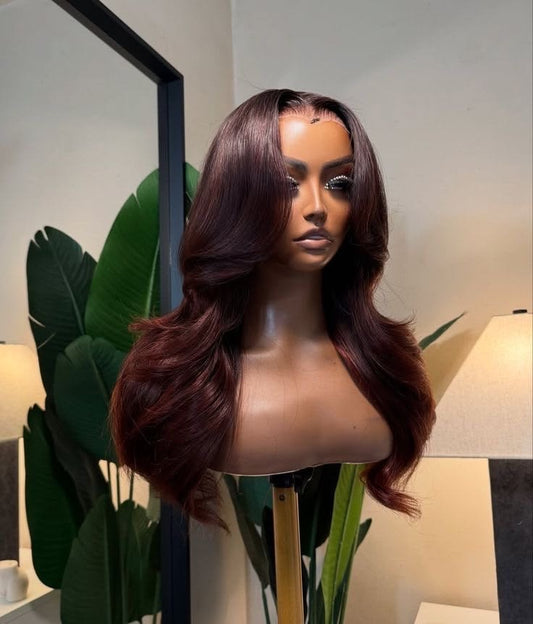 Lynda wig